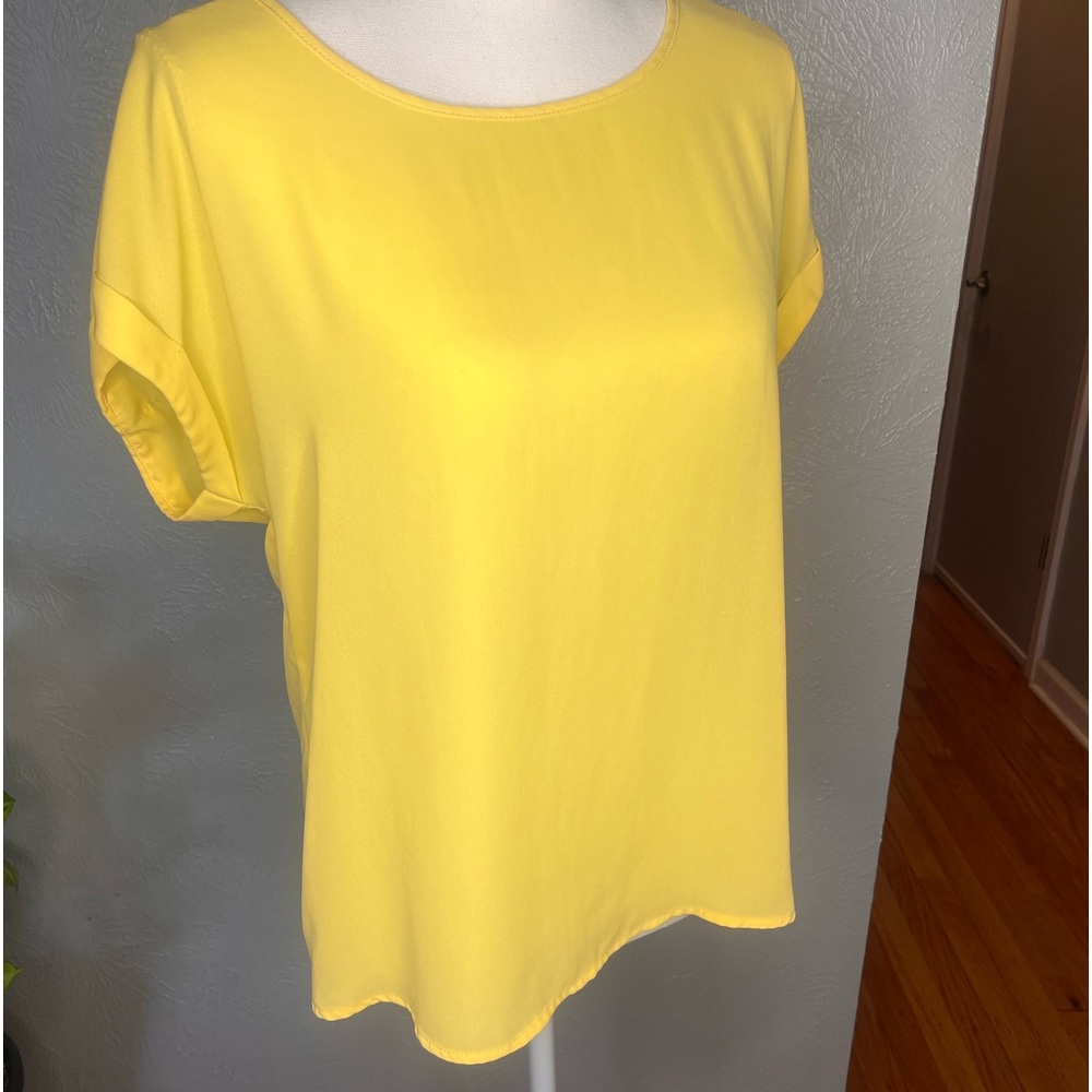 Pink Rose, yellow polyester sheer top, high low hem, size large,